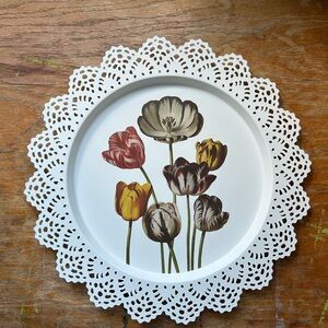 Floral Lace Edge Decorative Metal Plate